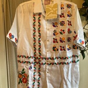 NWT Hand made embroidered authentic Ukrainian button up